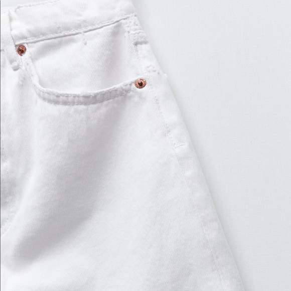 Zara mini skirt - Picture 3 of 9